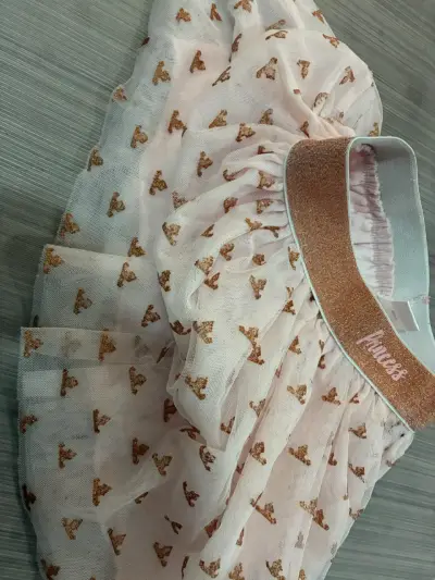 Falda de tul para niña con diseño de corazones - miniatura 1