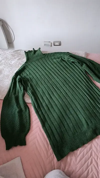 Vestido verde de punto grueso para mujer - miniatura 1