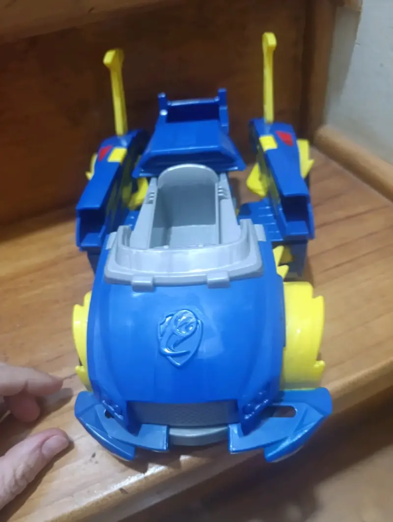 Auto de juguete azul de pow patrol - 5