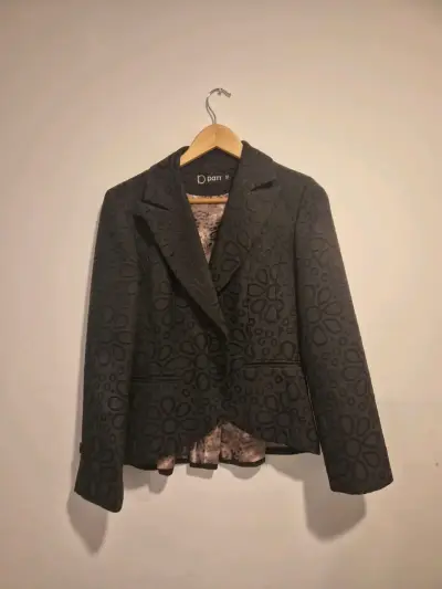 Blazer negro con diseño floral Patt - miniatura 1