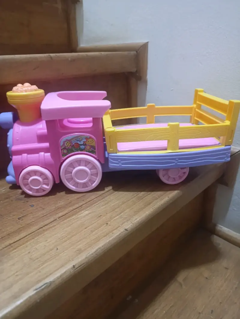 Camión de juguete tren multicolor para niños - 1