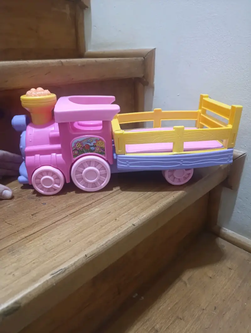 Camión de juguete tren multicolor para niños - 4