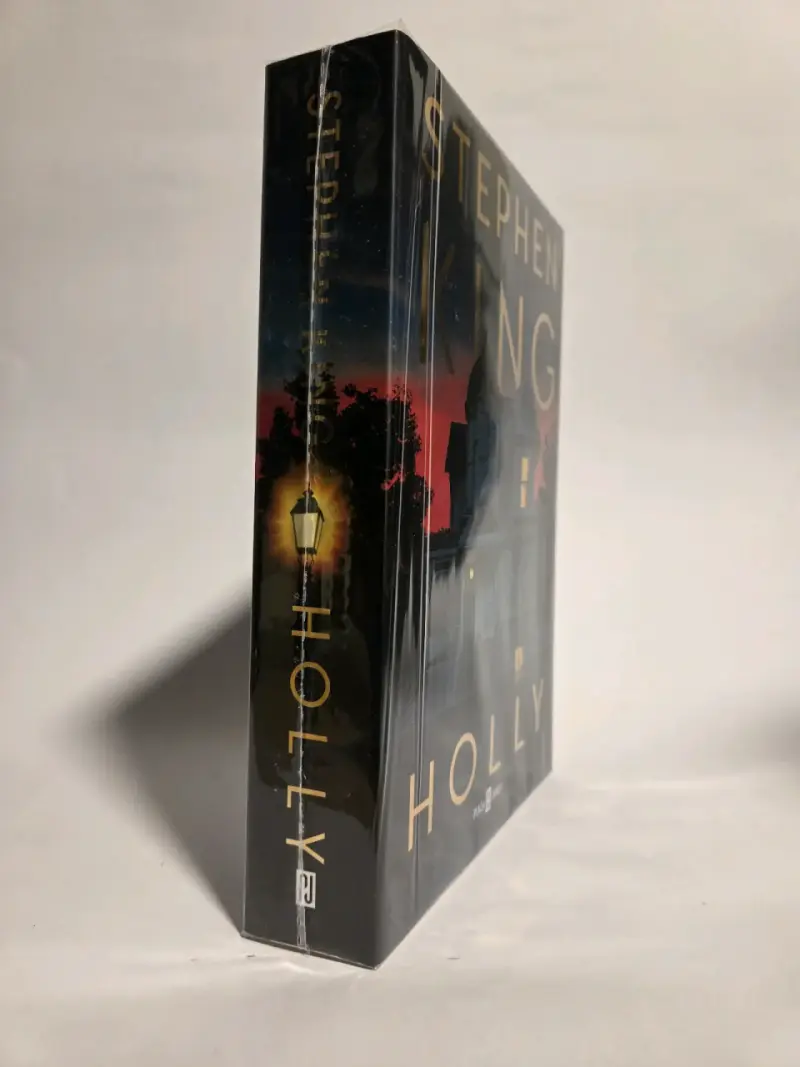 Libro 'Holly' de Stephen King - 2