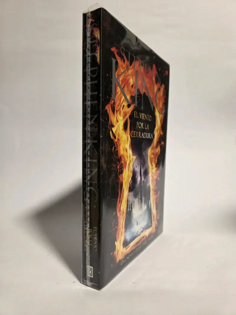 Libro 'El Viento por la Cerradura' de Stephen King - 2