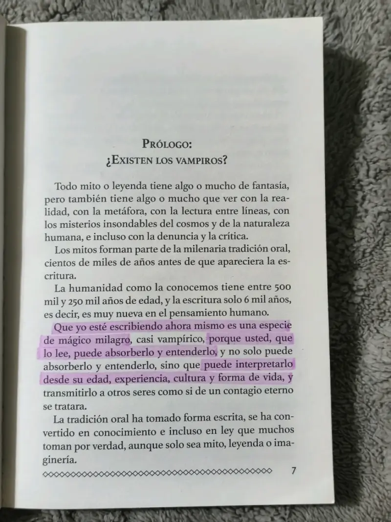 Libro 'Mitología Vampiros' - 3
