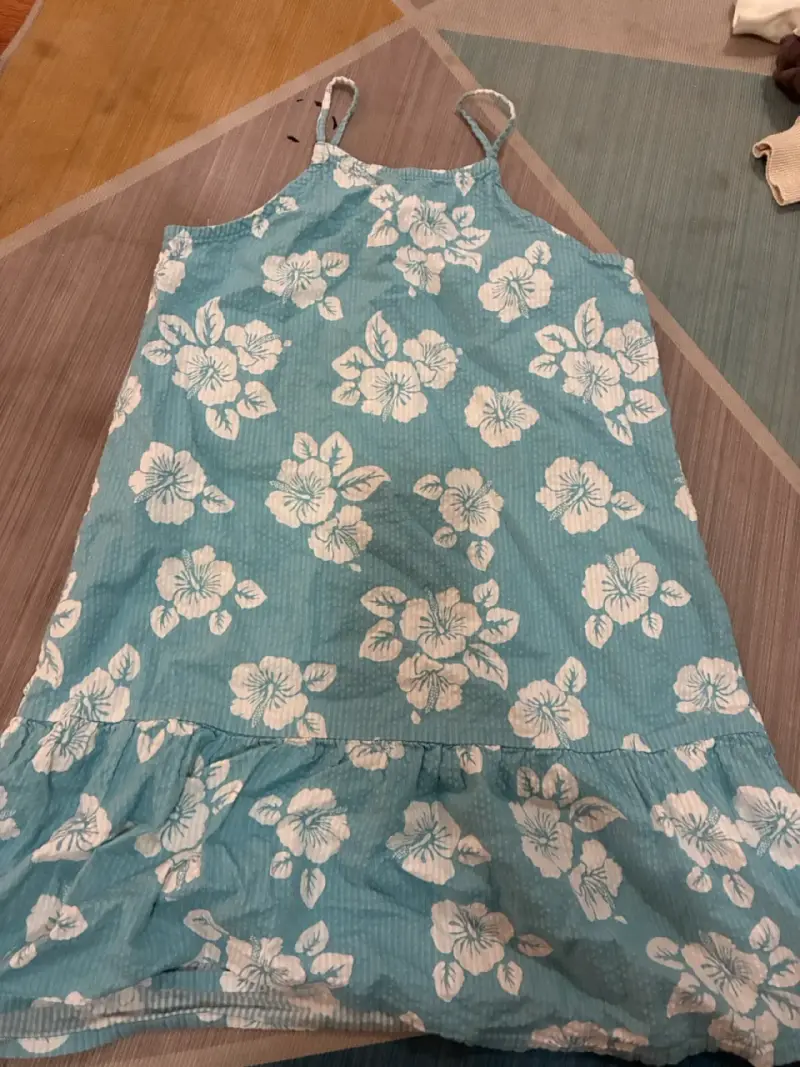 5 Vestidos de verano estampados y lisos - 2