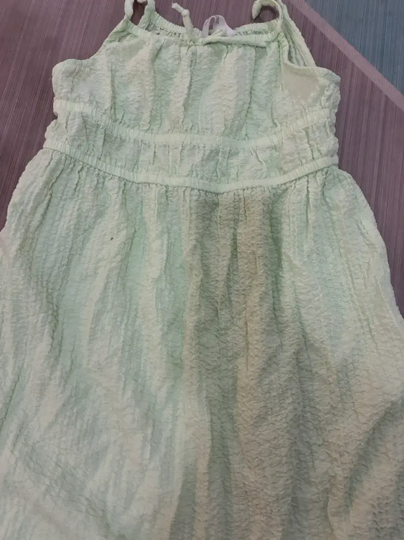 5 Vestidos de verano estampados y lisos - 3