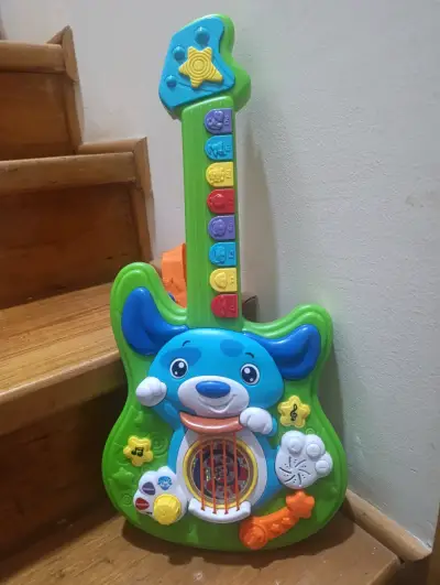 Guitarra de juguete interactiva para niños - miniatura 5