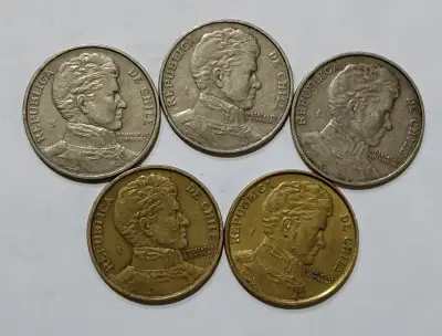 Colección de monedas antiguas de 1 peso chileno - miniatura 2