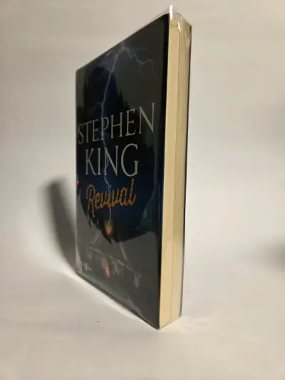 Libro 'Revival' de Stephen King - miniatura 6