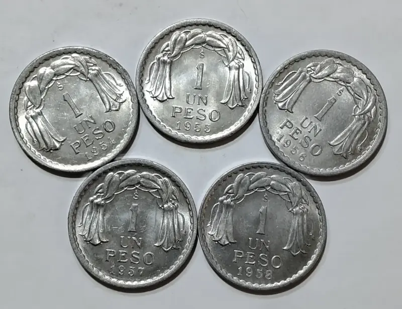 Monedas antiguas de 1 peso 1954 - 1958 aluminio - 1