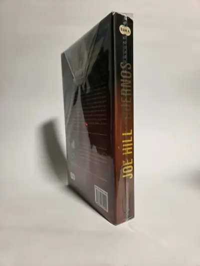 Libro 'Cuernos' de Joe Hill en español - miniatura 3