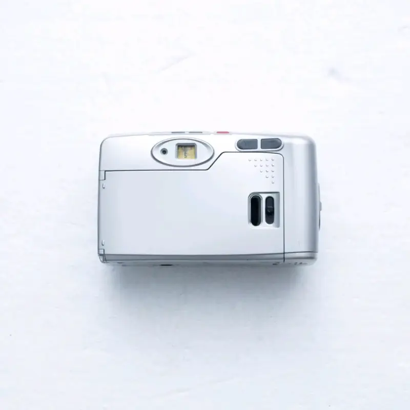 Cámara compacta Bell+Howell PZ2200 con estuche - 3