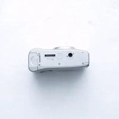 Cámara compacta Bell+Howell PZ2200 con estuche - miniatura 4