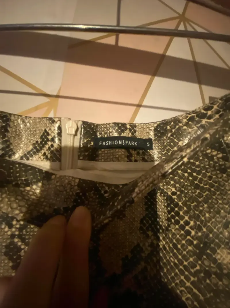 Falda corta estampado serpiente - 2