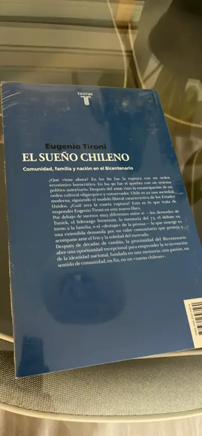 Libro 'El Sueño Chileno' de Eugenio Tironi - miniatura 2