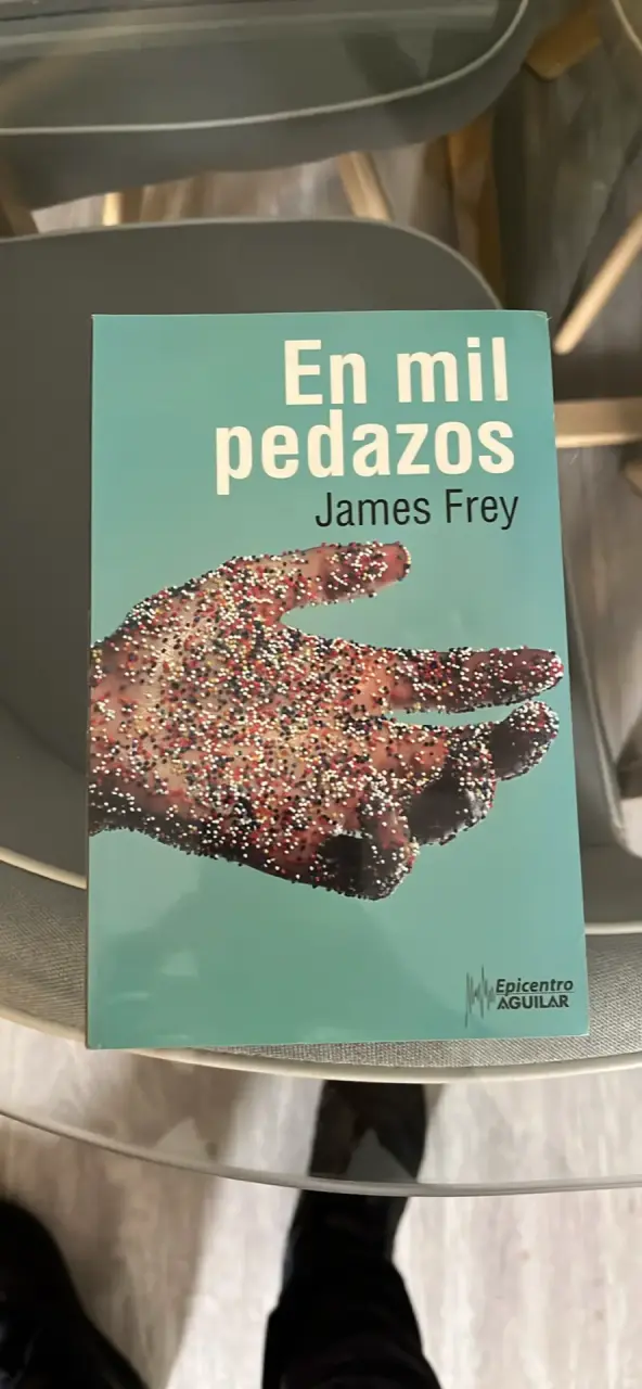 Libro 'En mil pedazos' de James Frey - 1