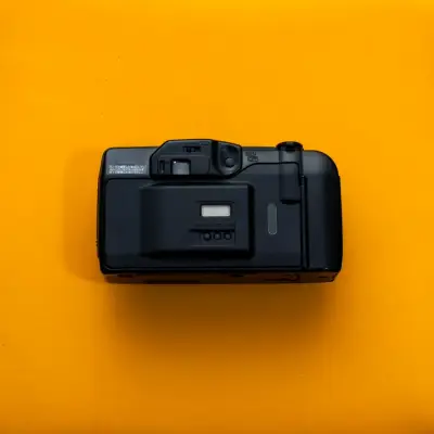 Cámara analógica Ricoh AF con estuche y batería - miniatura 3