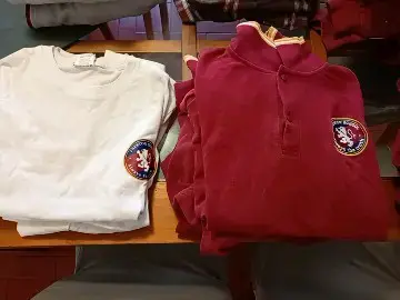 polerones polar y poleras colegio Preston - 5