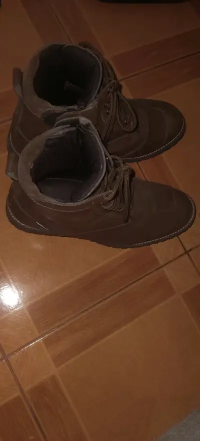 Botas de cuero marrón para hombre - miniatura 2