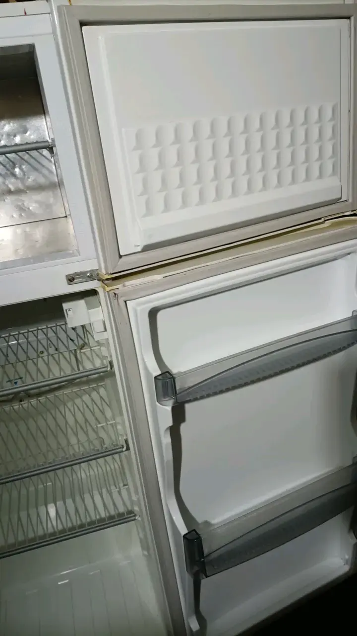 Refrigerador Sindelen Eurofrost 4400 usado - 3