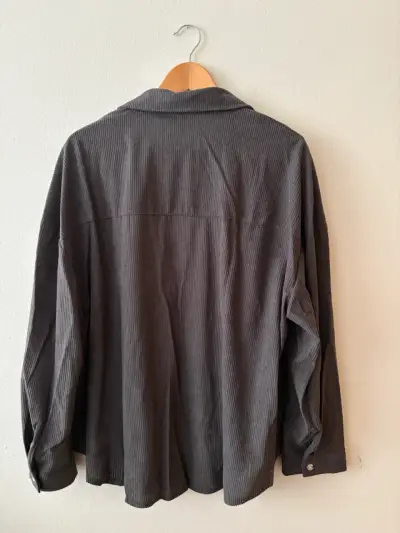 Sobre camisa de cotele gris unisex - miniatura 5