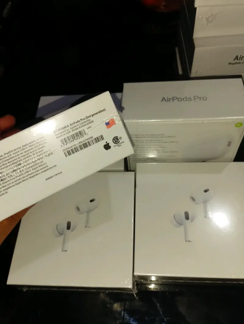 AirPods Pro con estuche MagSafe nuevos - 3