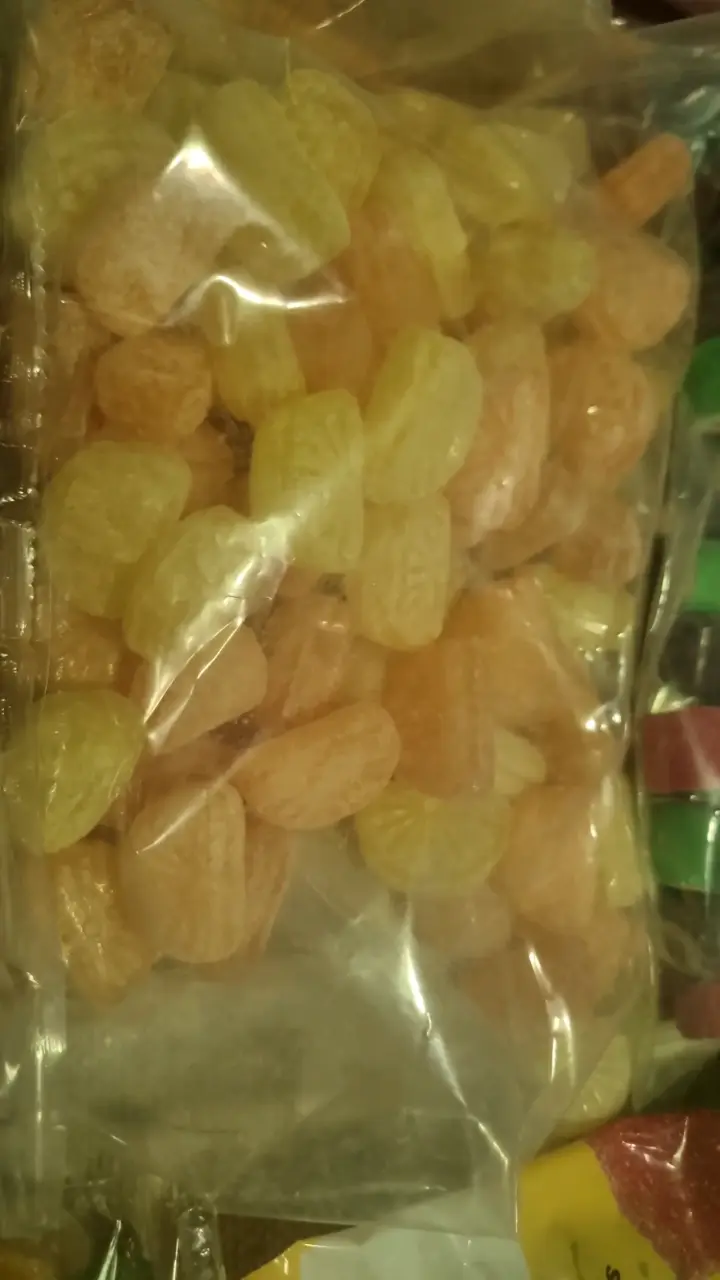 Variedad de confites y dulces surtidos - 6