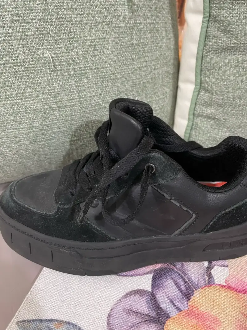 Lote 3 de pares de zapatos niña - 6
