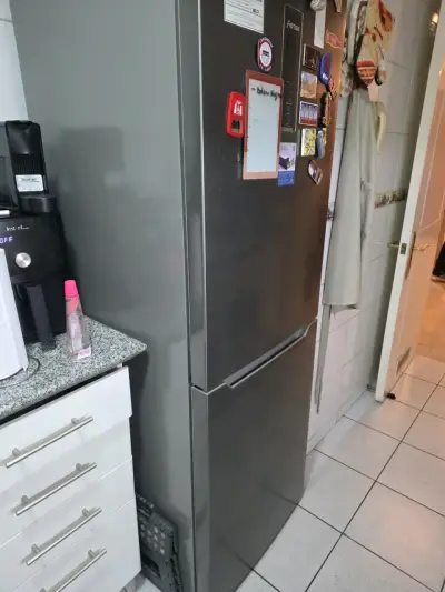 Refrigerador Fensa gris con congelador inferior - miniatura 1
