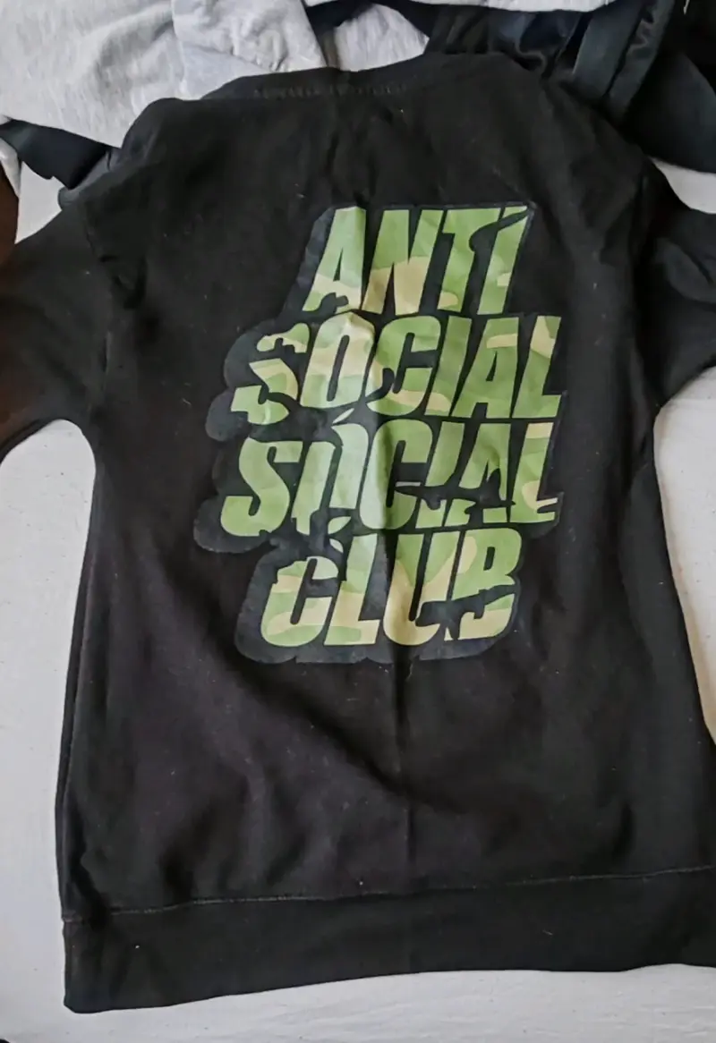 Poleron Anti Social Social Club
