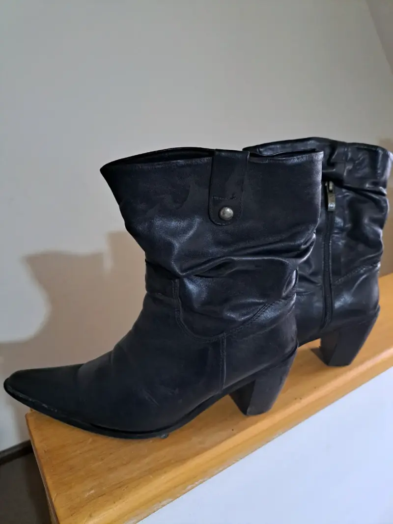 Botas negras de cuero 38 - 2