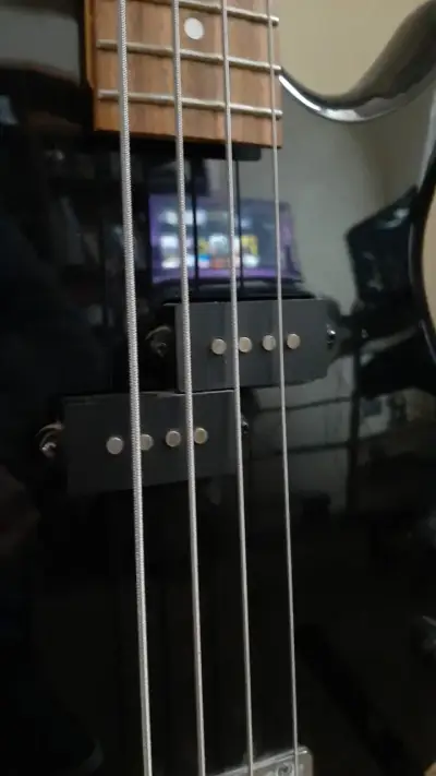 Bajo eléctrico Ibanez Gio Soundgear 4 cuerdas - miniatura 4