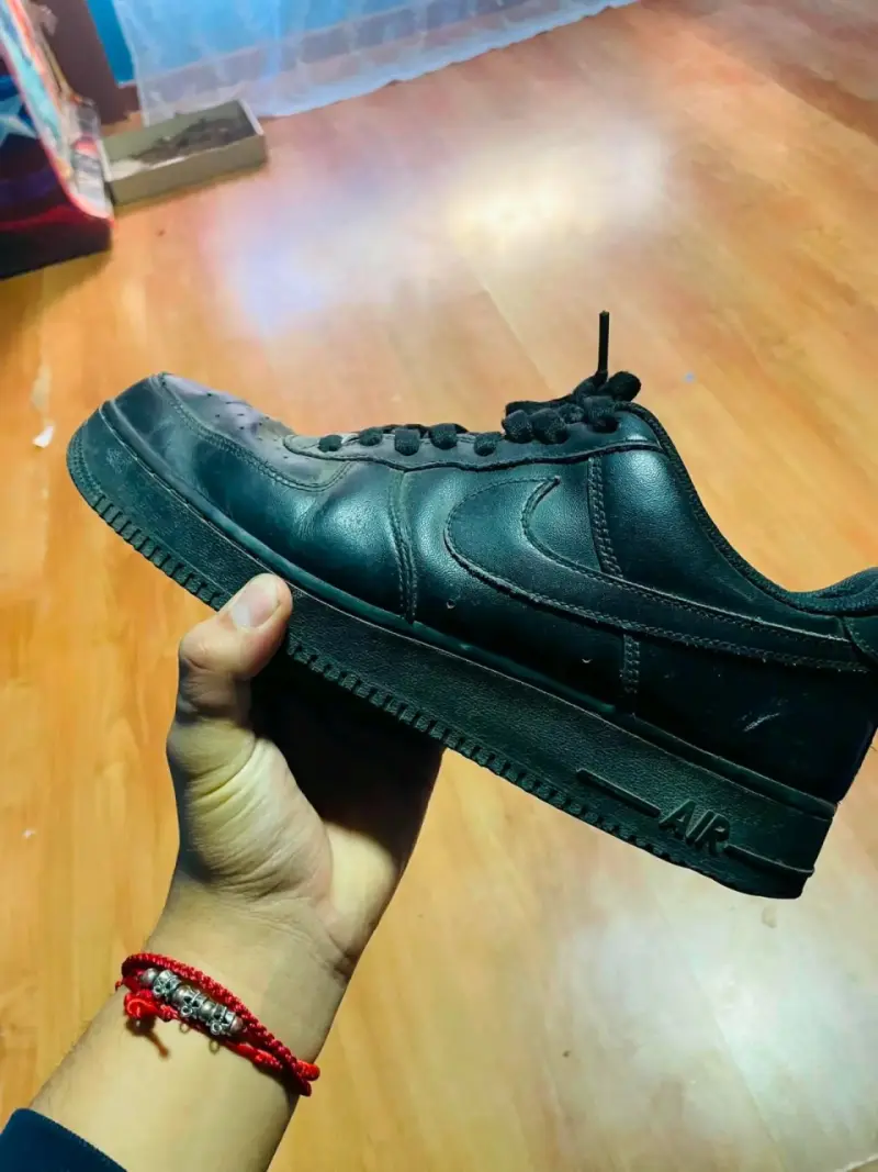 Zapatillas negras deportivas Nike Air Force 1 - 2