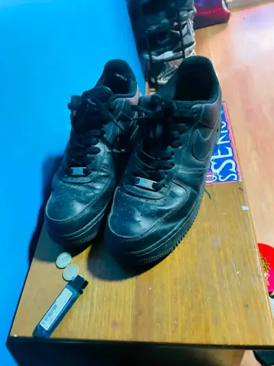 Zapatillas negras deportivas Nike Air Force 1 - miniatura 4