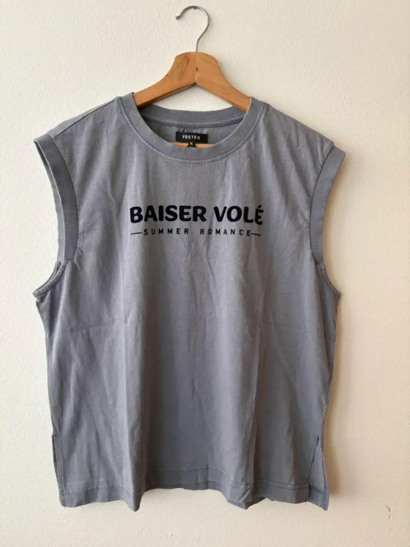 Polera sin mangas gris Foster nueva - 1