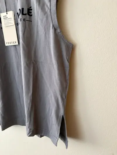 Polera sin mangas gris Foster nueva - miniatura 5