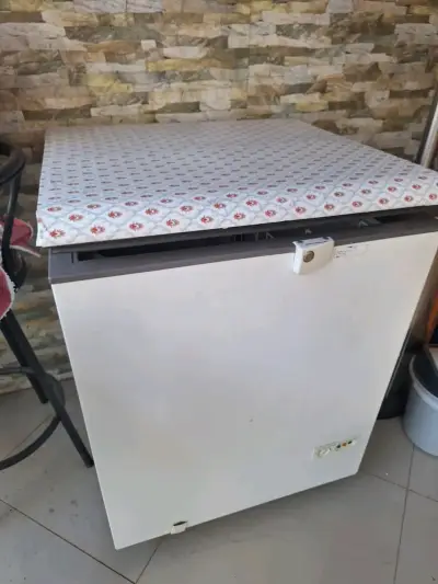 Congelador horizontal blanco en buen.estado - miniatura 1