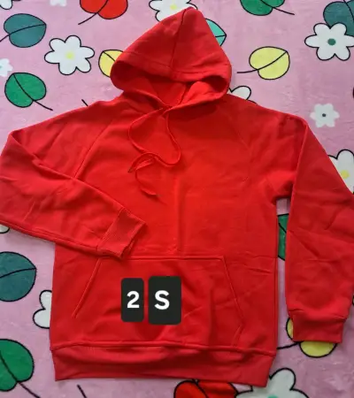 Polerón rojo con capucha talla S,M,L - miniatura 1