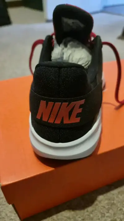 Zapatillas Nike Training rojas para hombre - miniatura 5