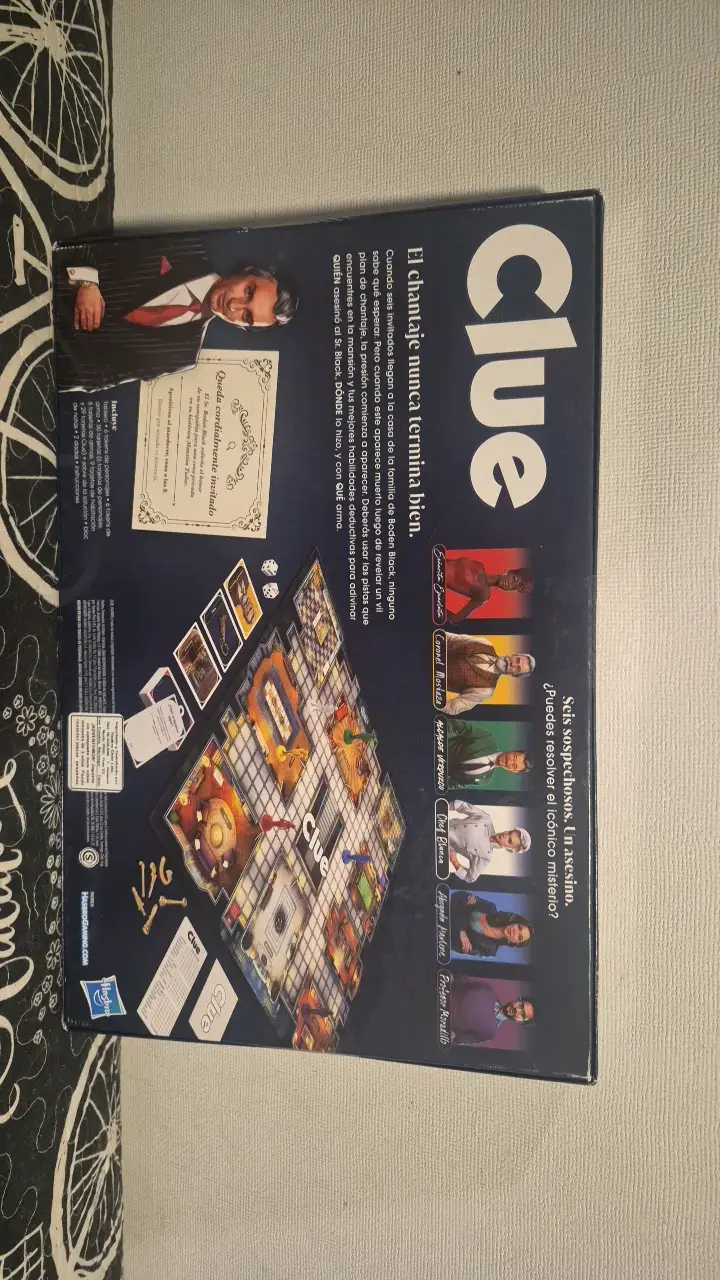 Juego de mesa Clue clásico de misterio - 2