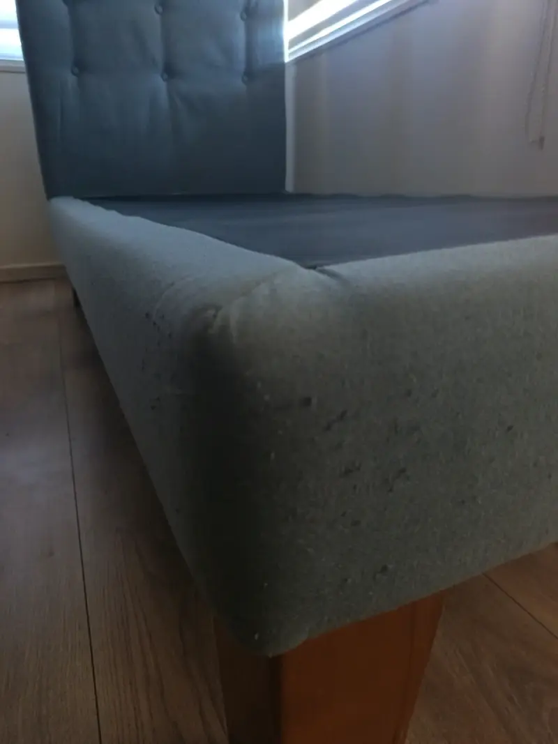 Cama individual con cabecera acolchada - 4