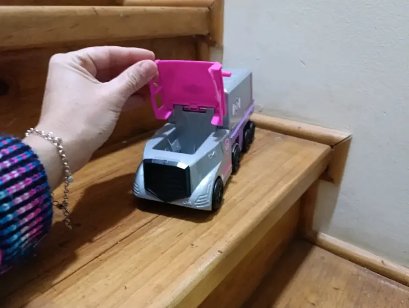 Camión de juguete Paw Patrol rosa y gris - 2