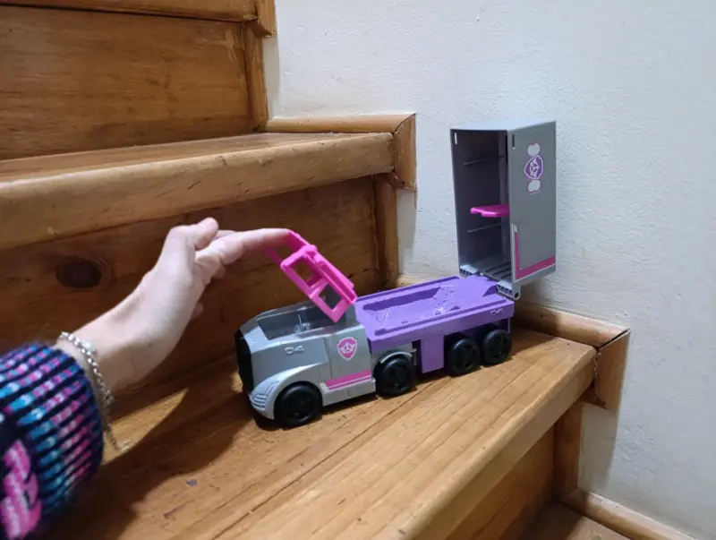 Camión de juguete Paw Patrol rosa y gris - 3