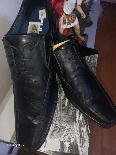 Zapatos formales Pulso negros de cuero - miniatura 5