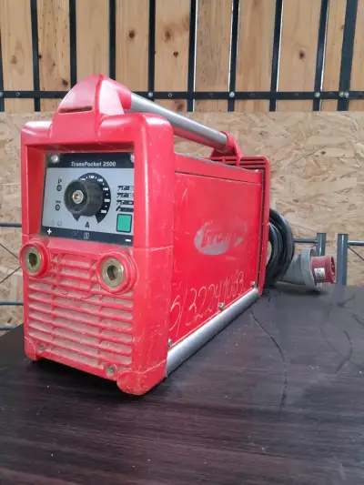 Soldadora TransPocket 2500 portátil roja - miniatura 2