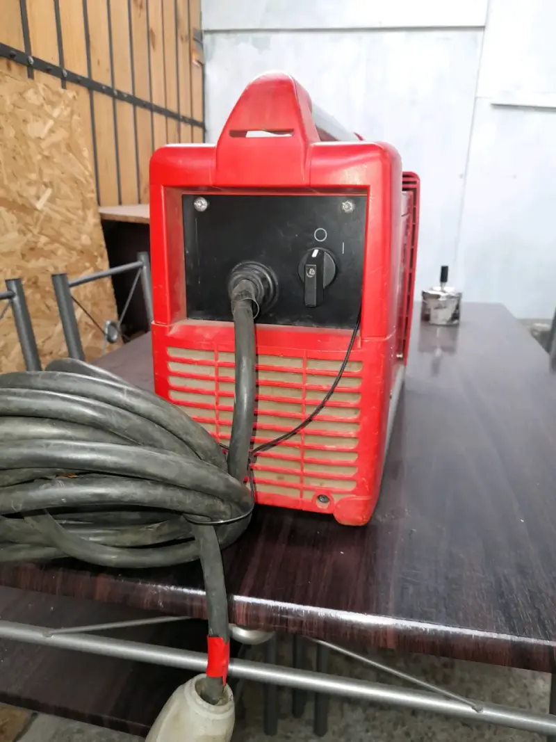Soldadora TransPocket 2500 portátil roja - 3