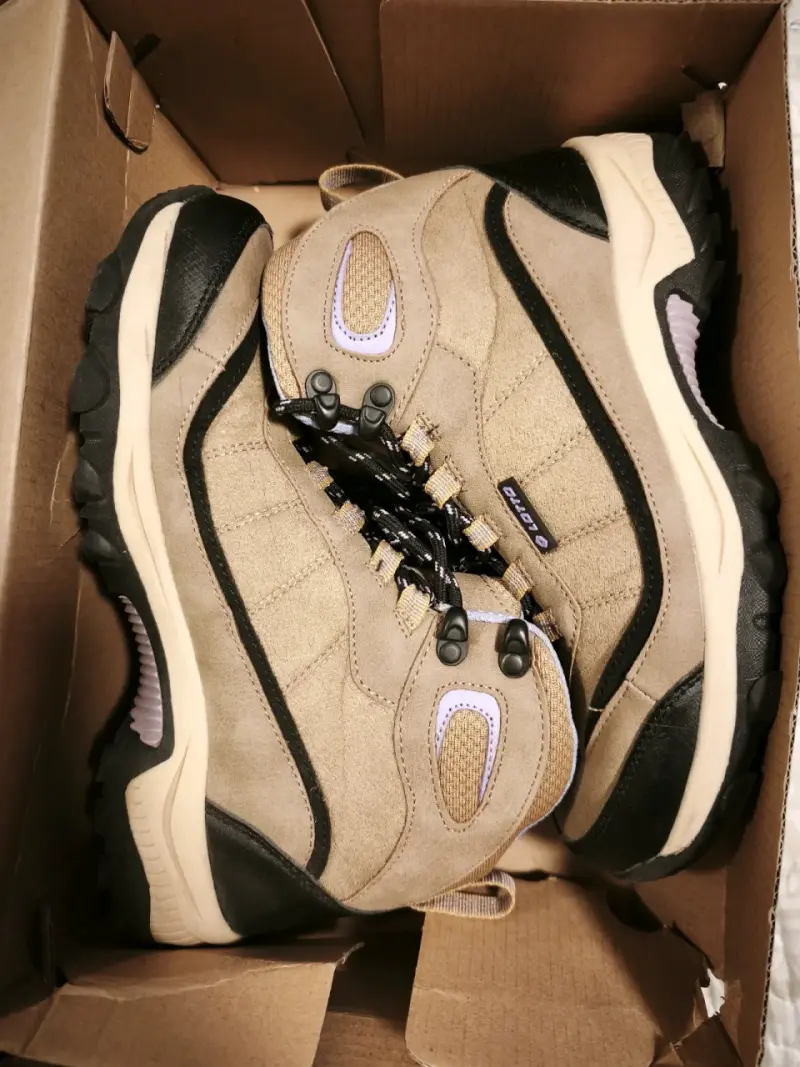 Botas de trekking Lotto beige para mujer - 1