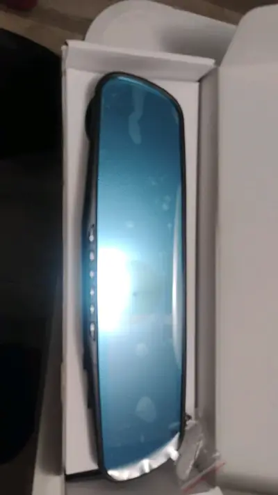 Espejo retrovisor con cámara DVR Full HD - miniatura 2
