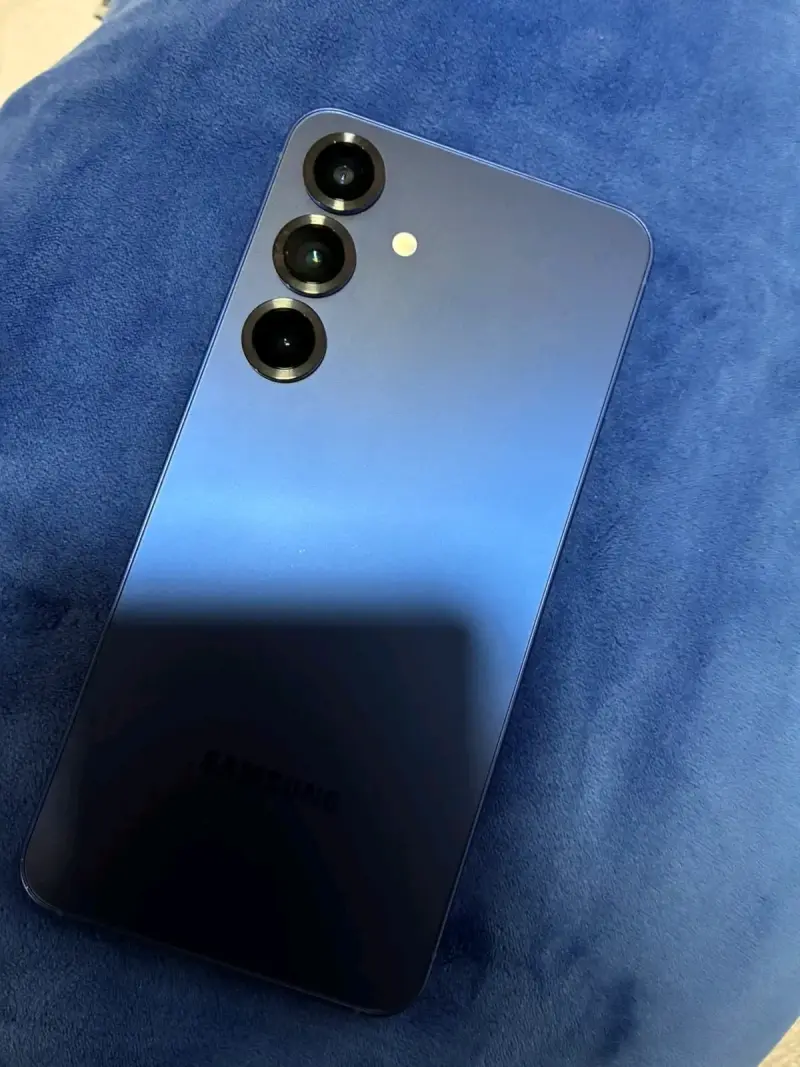 Samsung Galaxy S25 azul - 1